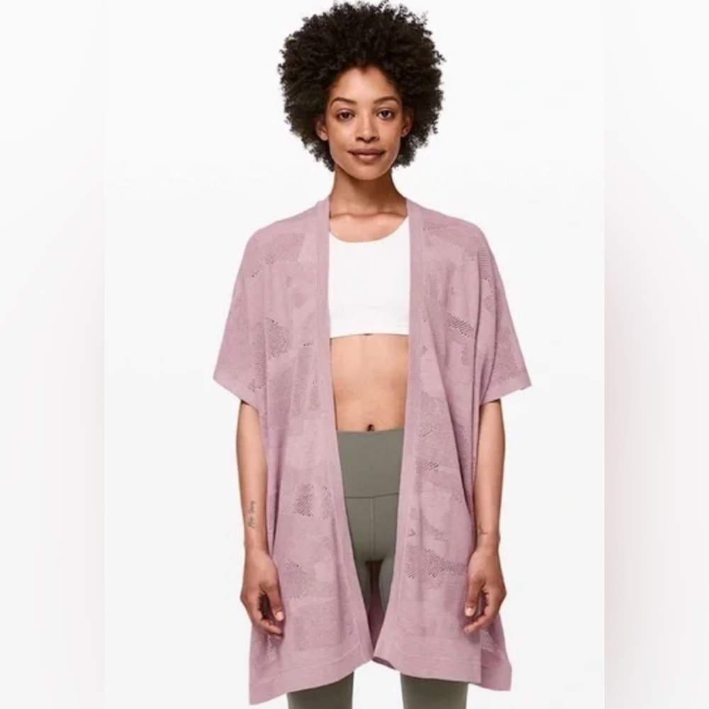 Lululemon Womens Find Your Light Wrap One Size Soft Pink Cotton Silk Open Front